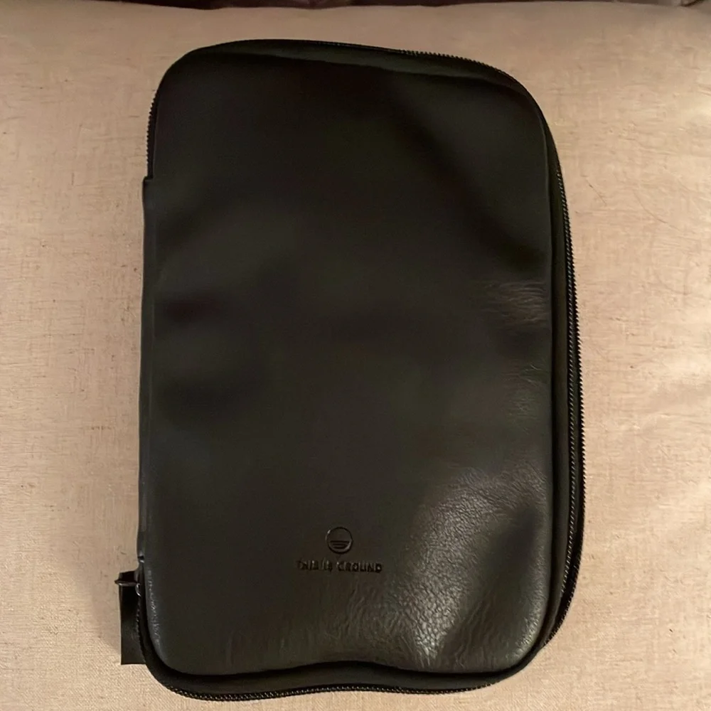 Electronic cables and iPad mini or kindle storage case